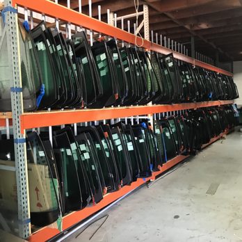 Vehicle receiving professional auto glass installation service at Majesty Auto Glass in San Diego.